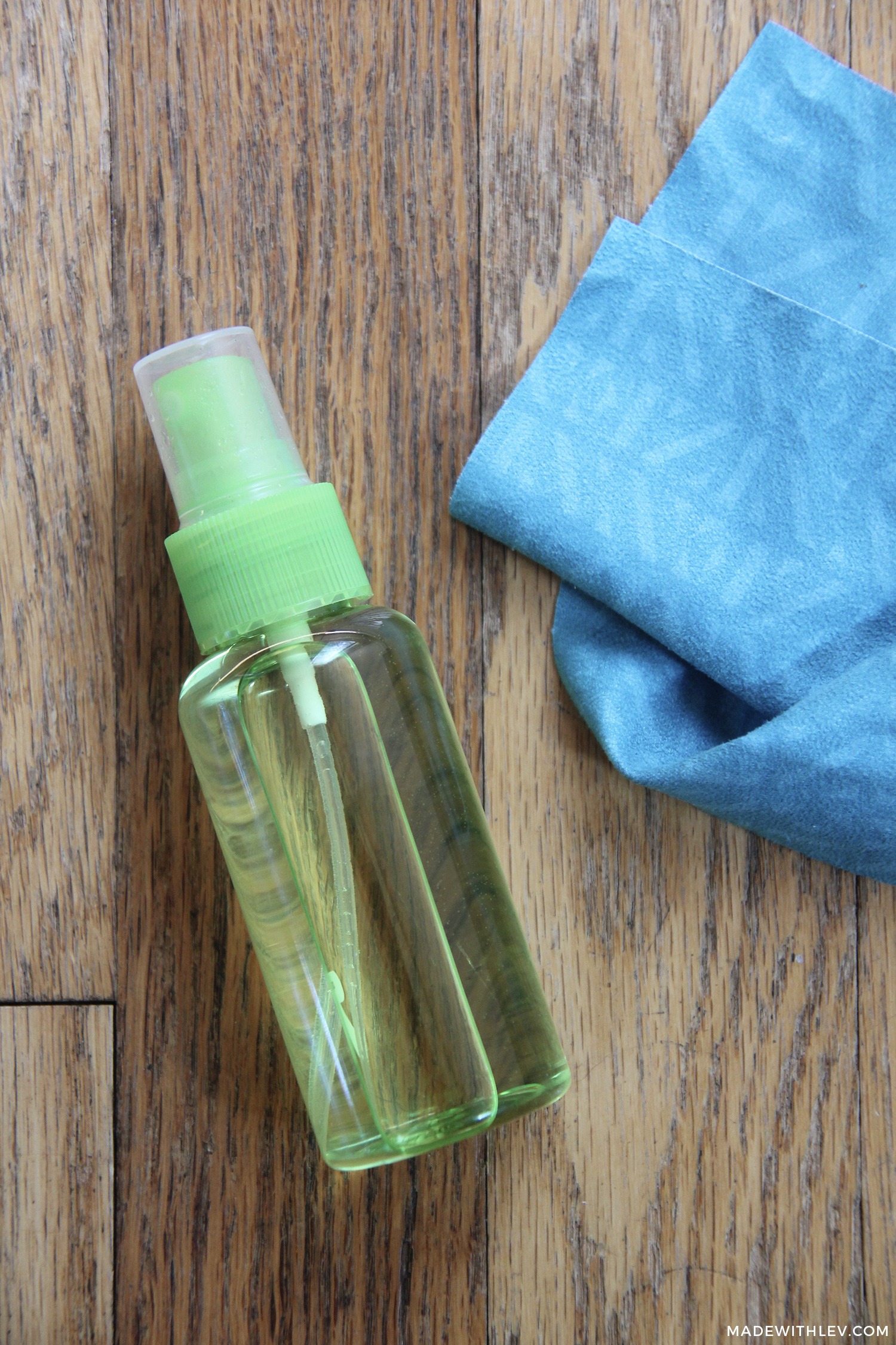 DIY Eye Glass Cleaner ⋆ Made With Lev